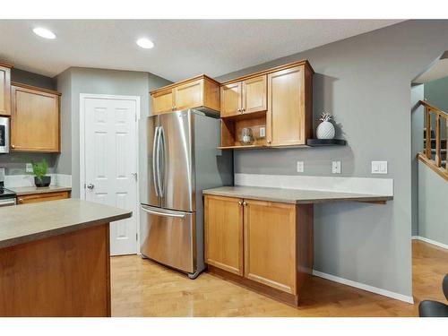 30 Royal Oak Grove Nw, Calgary, AB - Indoor Photo Showing Kitchen