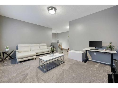 30 Royal Oak Grove Nw, Calgary, AB - Indoor