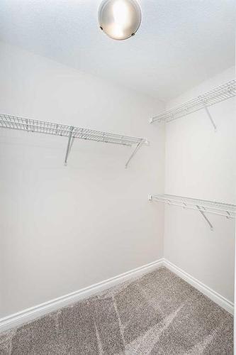 572 Baywater Manor Sw, Airdrie, AB - Indoor With Storage