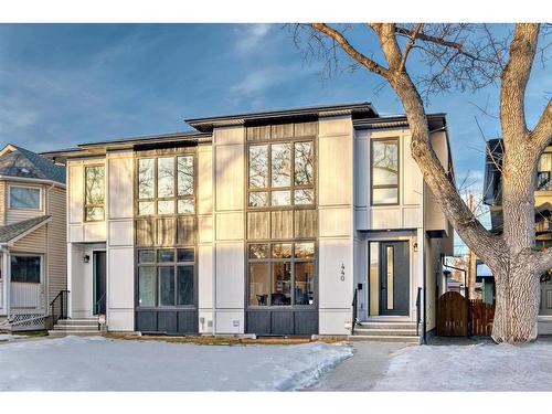 440 23 Avenue Nw, Calgary, AB - Outdoor With Facade