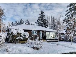 4832 Worcester Drive SW Calgary, AB T3C 3L6