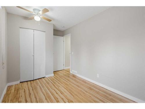 992 Rundlecairn Way Ne, Calgary, AB - Indoor Photo Showing Other Room