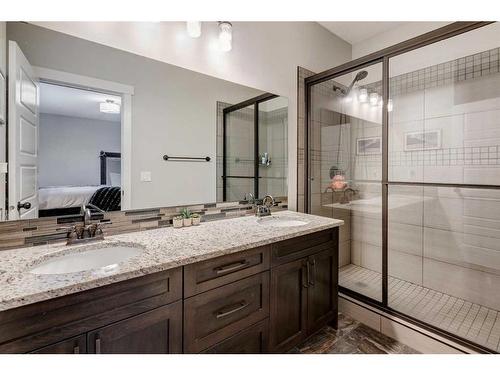 45 Mackenzie Way, Carstairs, AB - Indoor Photo Showing Bathroom