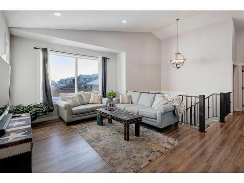 45 Mackenzie Way, Carstairs, AB - Indoor Photo Showing Living Room