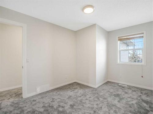 53 Chaparral Ridge Rise Se, Calgary, AB - Indoor Photo Showing Other Room