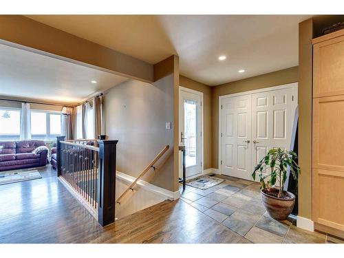 3140 46 Street Sw, Calgary, AB - Indoor