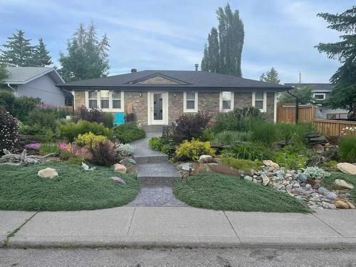 3140 46 Street Sw, Calgary, AB - Outdoor