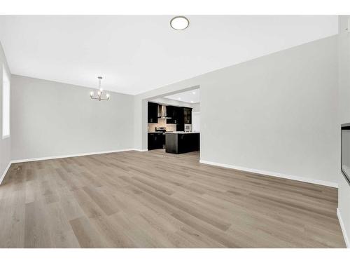 317 Corner Glen Way Ne, Calgary, AB - Indoor