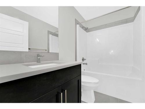 317 Corner Glen Way Ne, Calgary, AB - Indoor Photo Showing Bathroom