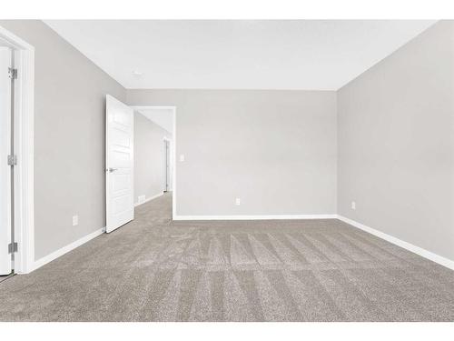 317 Corner Glen Way Ne, Calgary, AB - Indoor Photo Showing Other Room