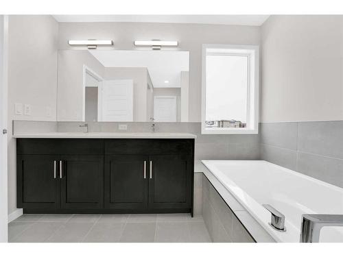 317 Corner Glen Way Ne, Calgary, AB - Indoor Photo Showing Bathroom