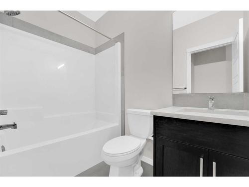 317 Corner Glen Way Ne, Calgary, AB - Indoor Photo Showing Bathroom