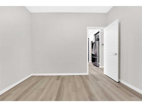 317 Corner Glen Way Ne, Calgary, AB - Indoor Photo Showing Other Room