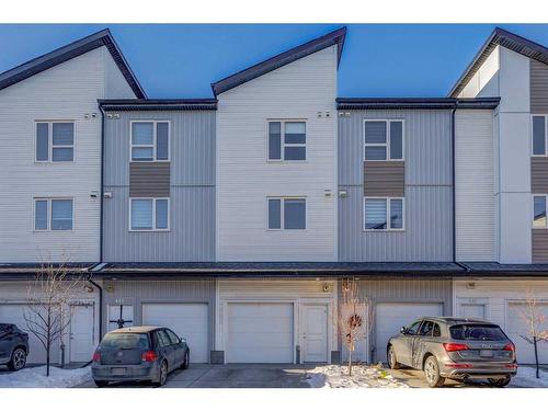 445-301 Redstone Boulevard Ne, Calgary, AB - Outdoor