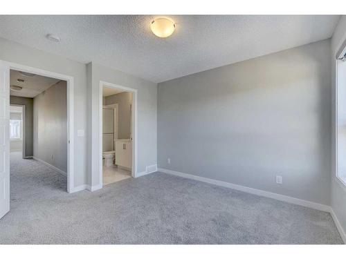 445-301 Redstone Boulevard Ne, Calgary, AB - Indoor Photo Showing Other Room