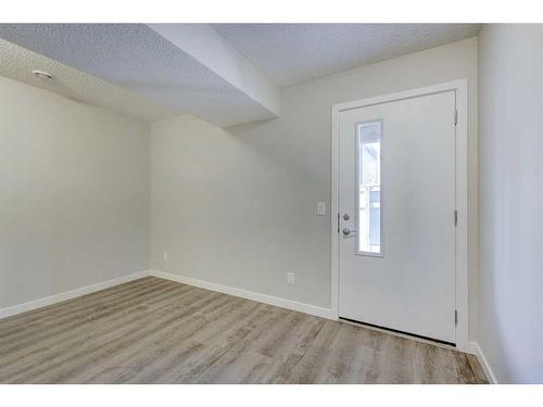 445-301 Redstone Boulevard Ne, Calgary, AB - Indoor Photo Showing Other Room