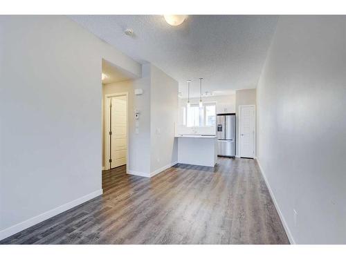 445-301 Redstone Boulevard Ne, Calgary, AB - Indoor