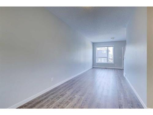 445-301 Redstone Boulevard Ne, Calgary, AB - Indoor Photo Showing Other Room