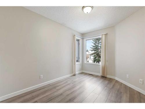 57 Citadel Gardens Nw, Calgary, AB - Indoor Photo Showing Other Room