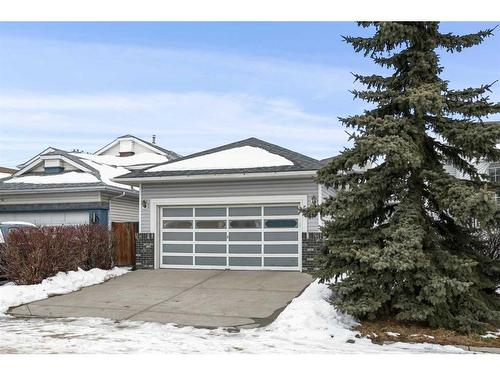 57 Citadel Gardens Nw, Calgary, AB - Outdoor