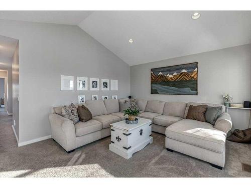 113 Heritage Cove, Cochrane, AB - Indoor Photo Showing Living Room