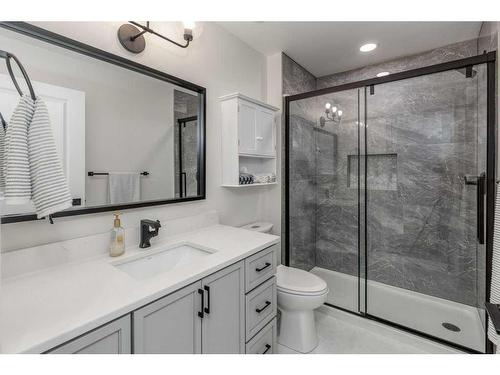 113 Heritage Cove, Cochrane, AB - Indoor Photo Showing Bathroom