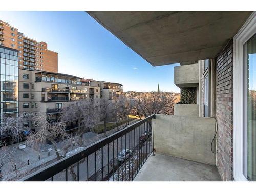 502-1312 13 Avenue Sw, Calgary, AB - Outdoor With Balcony With Exterior