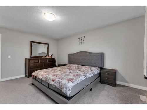 247 Kinniburgh Road, Chestermere, AB - Indoor Photo Showing Bedroom