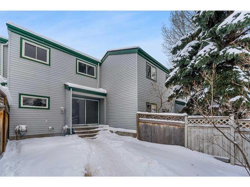 37-131 Templehill Drive Ne, Calgary, AB - Outdoor With Exterior