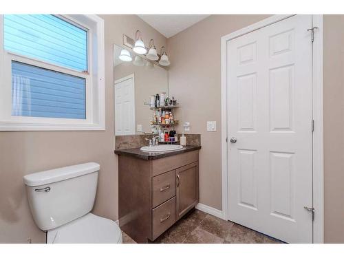 14 Cityscape Grove Ne, Calgary, AB - Indoor Photo Showing Bathroom