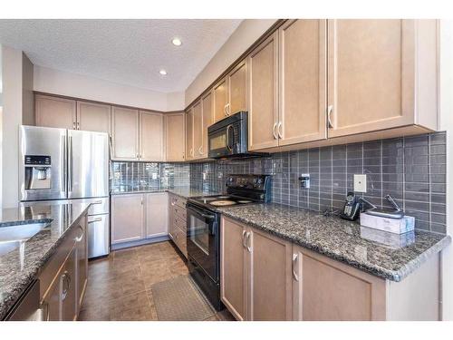 14 Cityscape Grove Ne, Calgary, AB - Indoor Photo Showing Kitchen With Upgraded Kitchen