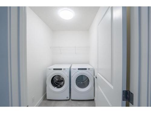 333 Baneberry Way Sw, Airdrie, AB - Indoor Photo Showing Laundry Room