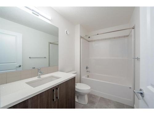 333 Baneberry Way Sw, Airdrie, AB - Indoor Photo Showing Bathroom