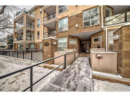 101-3412 Parkdale Boulevard Nw, Calgary, AB - Outdoor With Balcony