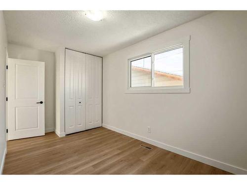 801 5 Street Se, High River, AB - Indoor Photo Showing Other Room