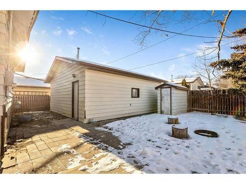 801 5 Street Se, High River, AB - Outdoor