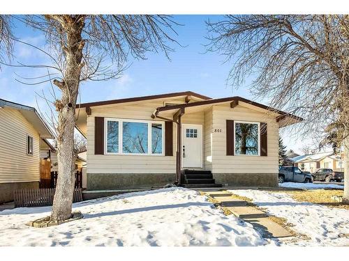 801 5 Street Se, High River, AB - Outdoor