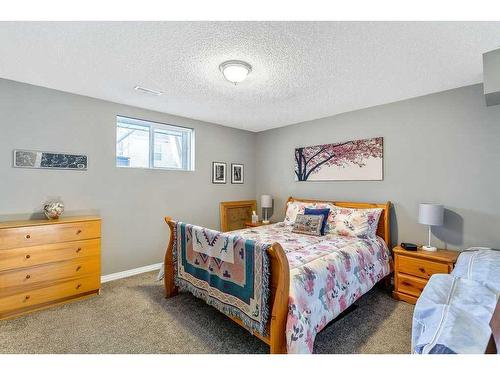 325 De Foras Close Nw, High River, AB - Indoor Photo Showing Bedroom