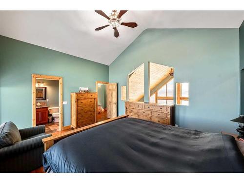 642157 72 Street East, Rural Foothills County, AB - Indoor Photo Showing Bedroom