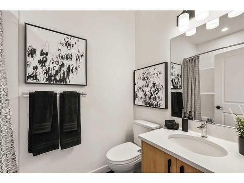 111-595 Mahogany Road Se, Calgary, AB - Indoor Photo Showing Bathroom