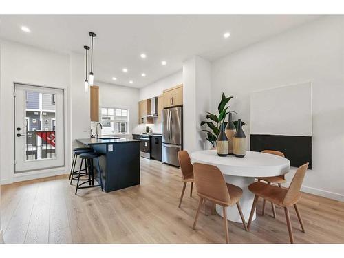 111-595 Mahogany Road Se, Calgary, AB - Indoor Photo Showing Dining Room