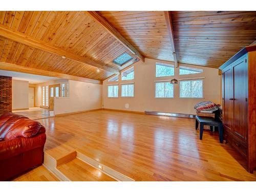 255161 Bearspaw Road, Rural Rocky View County, AB - Indoor Photo Showing Other Room