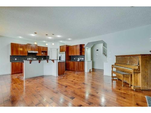 159 Cougarstone Court Sw, Calgary, AB - Indoor Photo Showing Kitchen