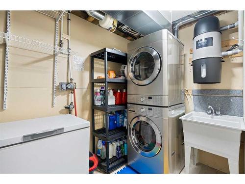 63 Tuscany Springs Rise Nw, Calgary, AB - Indoor Photo Showing Laundry Room