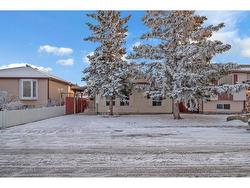 63 Falton Close NE Calgary, AB T3J 1X2