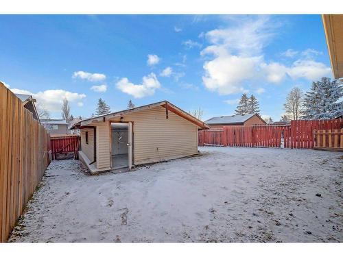 63 Falton Close Ne, Calgary, AB - Outdoor