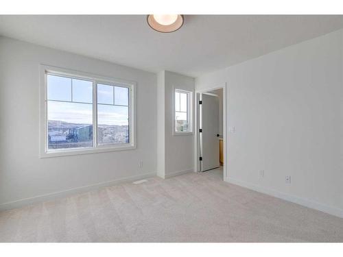 152 Cobblestone Gate, Airdrie, AB - Indoor Photo Showing Bathroom