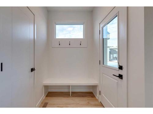 152 Cobblestone Gate, Airdrie, AB - Indoor Photo Showing Kitchen