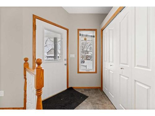 2109 22 Avenue, Didsbury, AB - Indoor Photo Showing Other Room