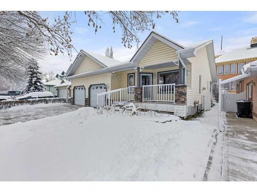 2109 22 Avenue, Didsbury, AB - Outdoor With Deck Patio Veranda